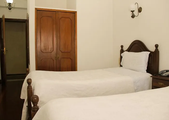 Sao Neutel Pensión 3*