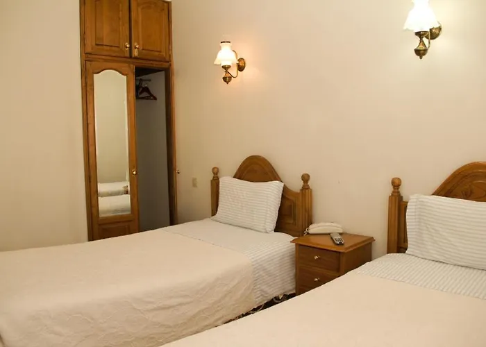 Pensión Sao Neutel 3*