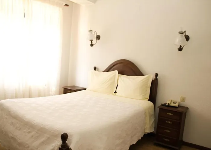 Pensión Sao Neutel Chaves